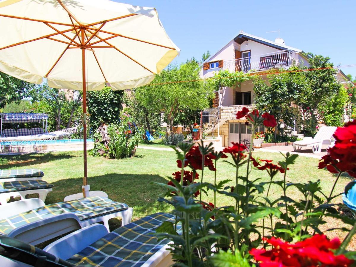 Holiday Home Mihovilka Sveti Filip i Jakov Exteriér fotografie